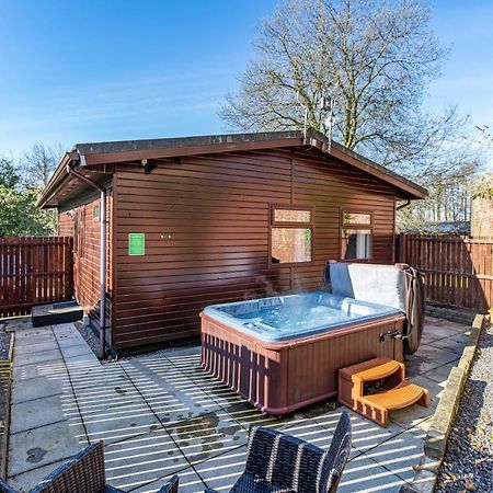 Bluebell Lodge 7 With Hot Tub นิวตันสจวร์ต ภายนอก รูปภาพ